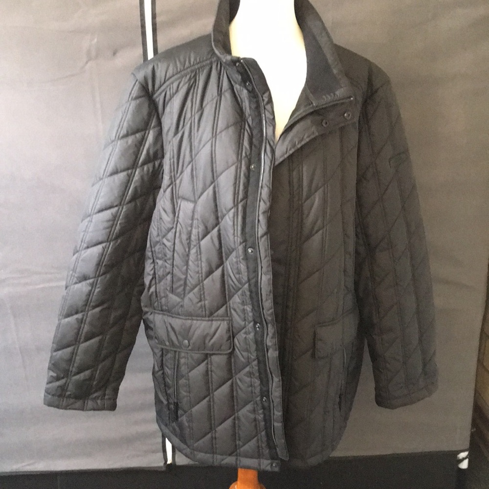 Spring/ Fall man coat. New WOT.